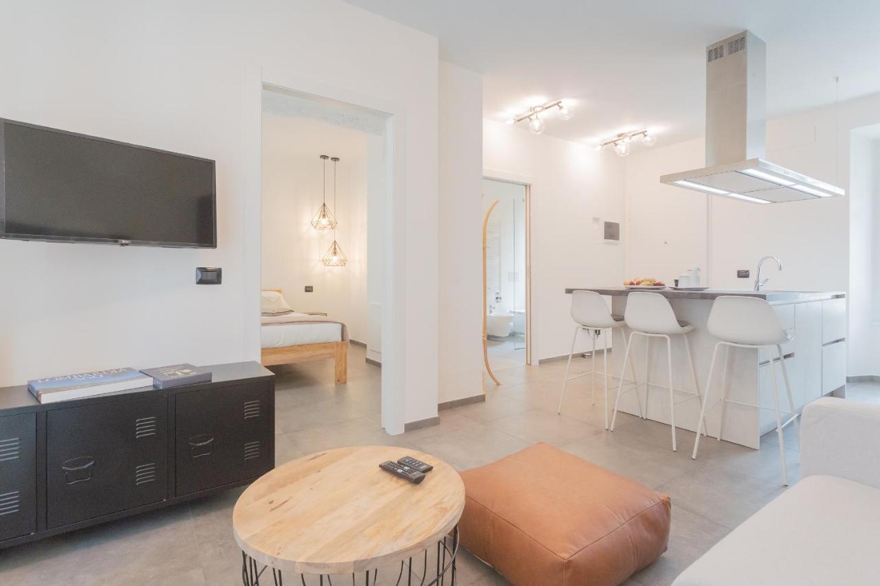 Enchanted Como Lake - City Apartment By Rent All קומו מראה חיצוני תמונה